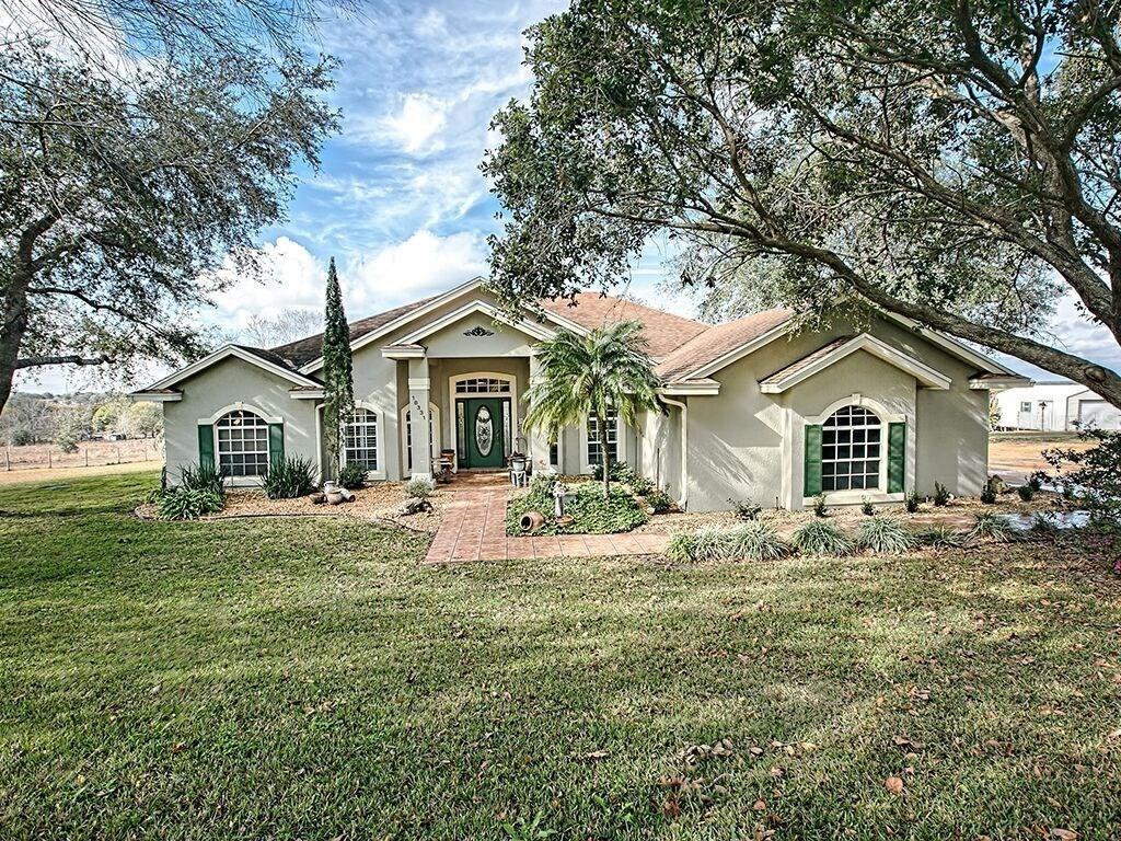 18331 S O'brien Rd., Groveland, FL 34736