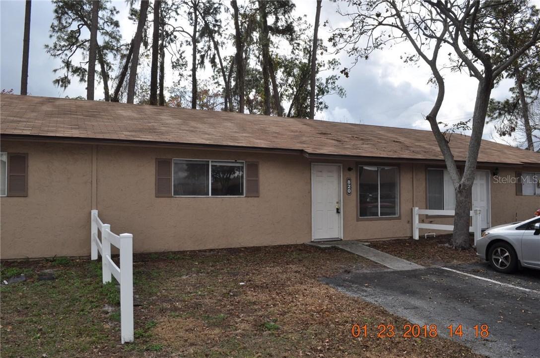 820 W Rosewood Ln., Tavares, FL 32778