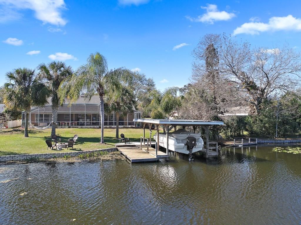 209 Temple Cir., Eustis, FL 32726