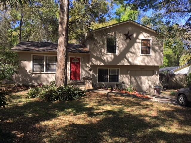 30523 Alcrest Ave., Mount Plymouth, FL 32776