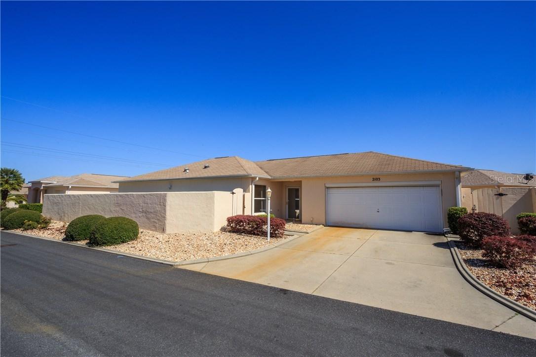 2103 Alfredo Ave., The Villages, FL 32159