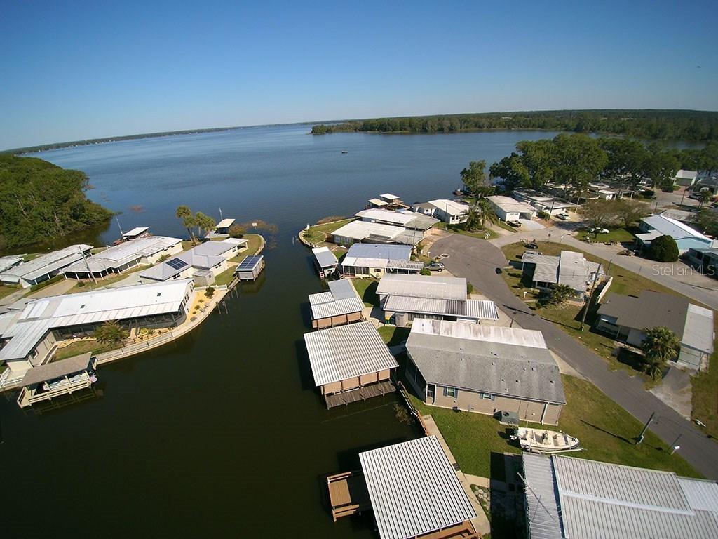 1326 South Shore Dr., Tavares, FL 32778