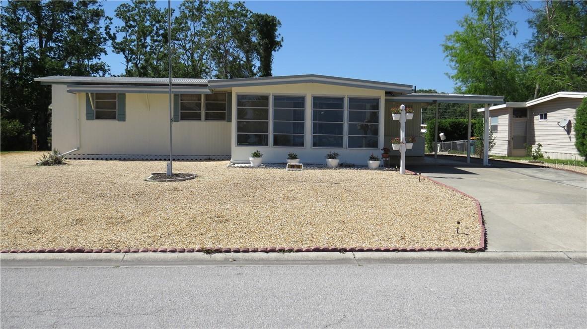 2714 Vindale Rd., Tavares, FL 32778