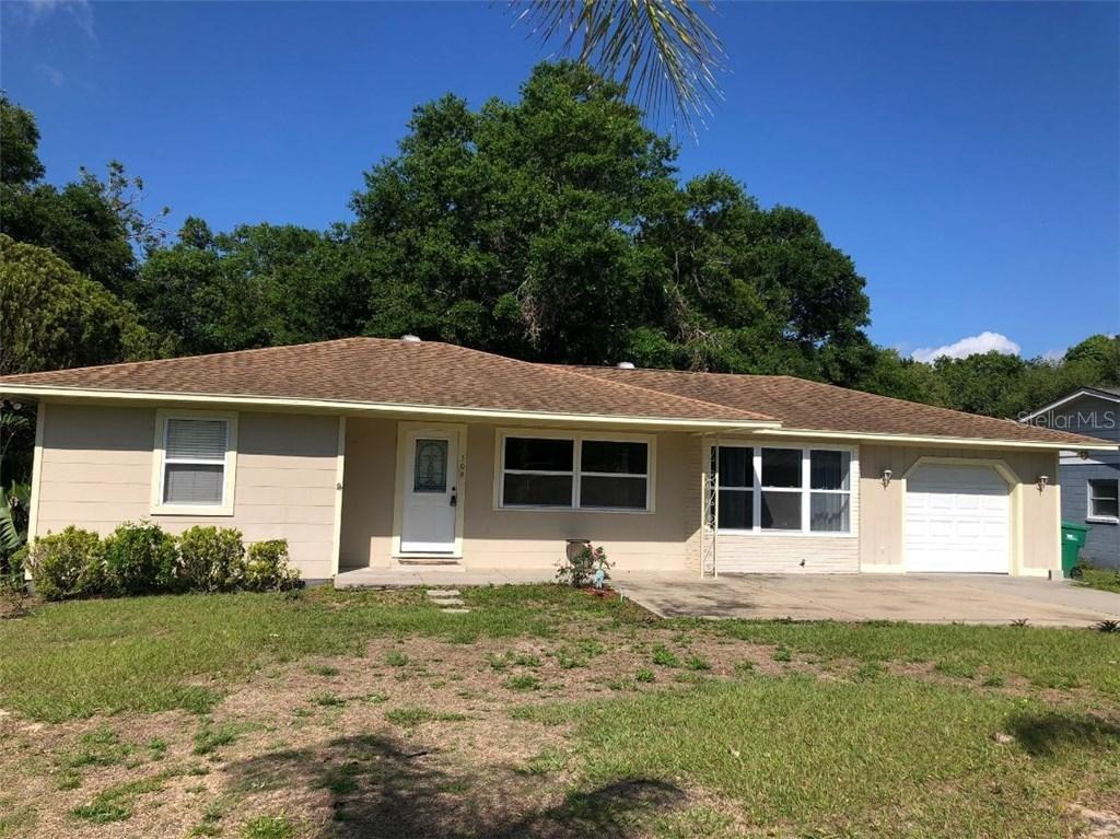 506 Pinehill St., Eustis, FL 32726