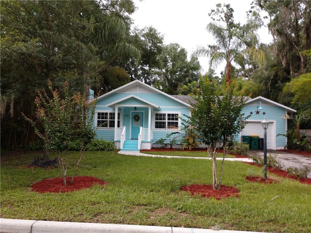912 E 9th Ave., Mount Dora, FL 32757