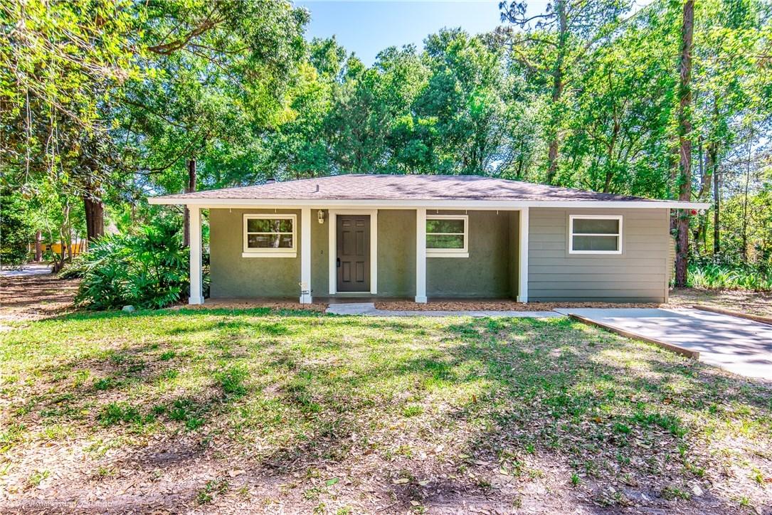 26302 Sleepy Hollow St., Mount Plymouth, FL 32776