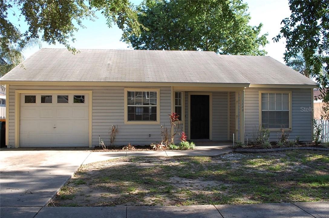 1720 Dorset Dr., Mount Dora, FL 32757