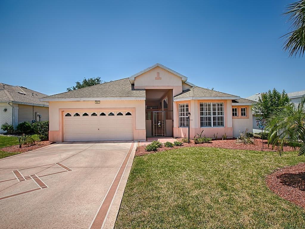 3621 Clipper Way, Tavares, FL 32778