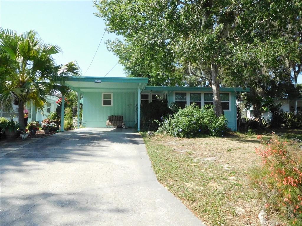 11712 Hickory Ln., Tavares, FL 32778