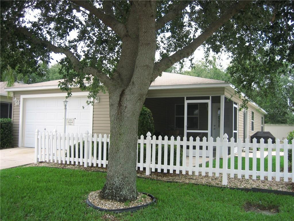 2595 Hialeah Ave., The Villages, FL 32162