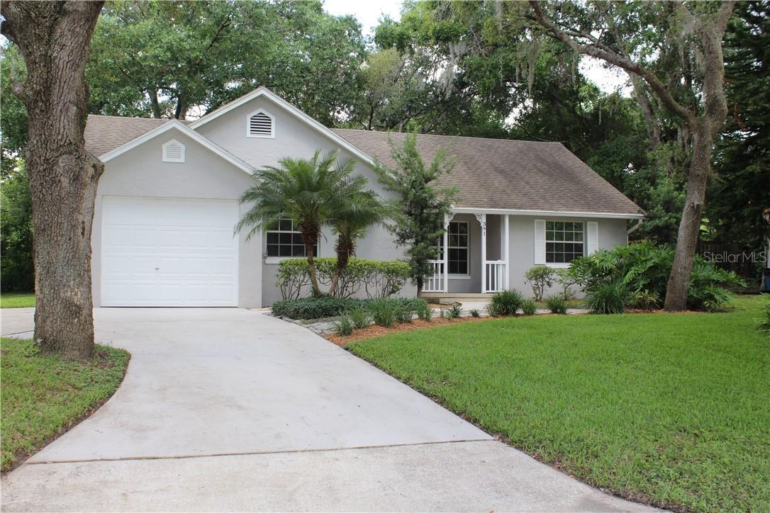 391 S Cobble Ct., Mount Dora, FL 32757