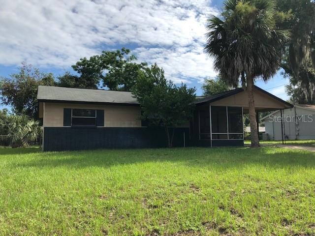 1608 Nottingham Rd., Leesburg, FL 34748