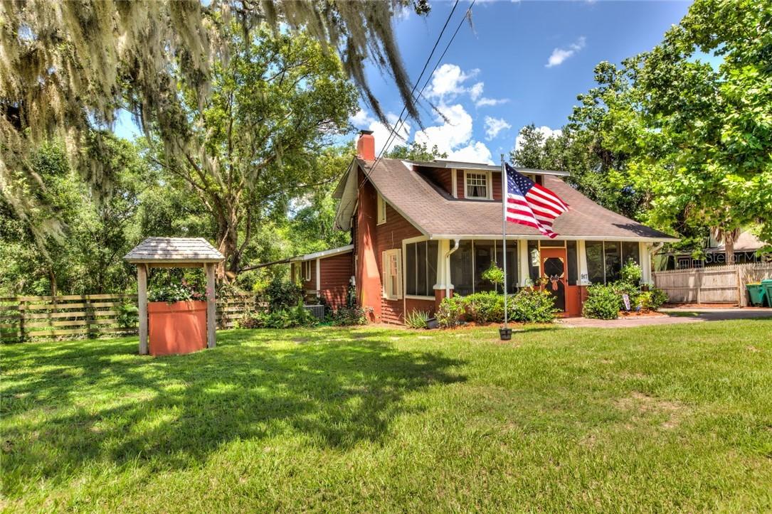 917 E Washington Ave., Eustis, FL 32726