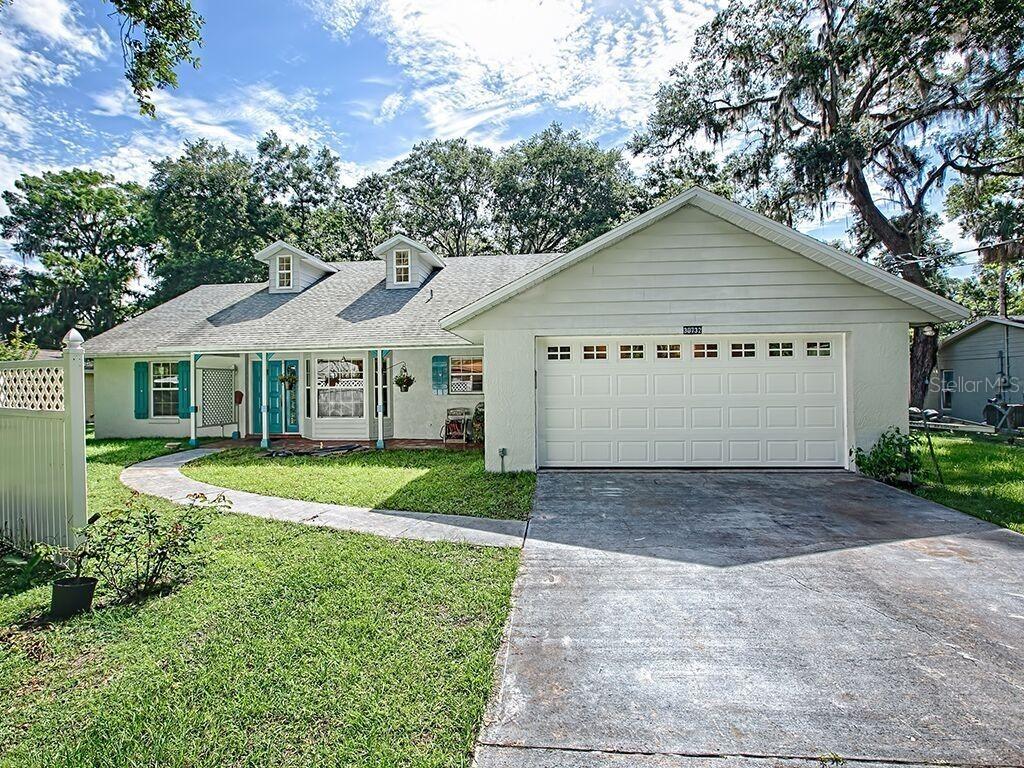 30732 Cove Rd., Tavares, FL 32778