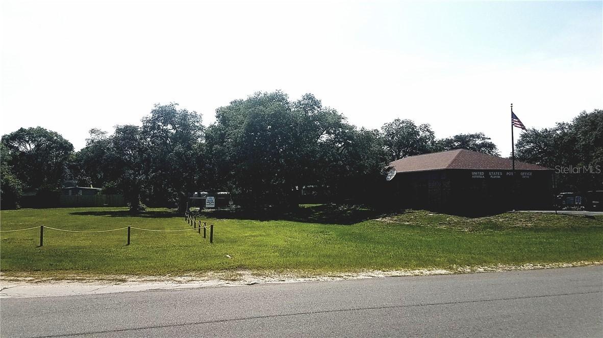 Monroe St., Astatula, FL 34705