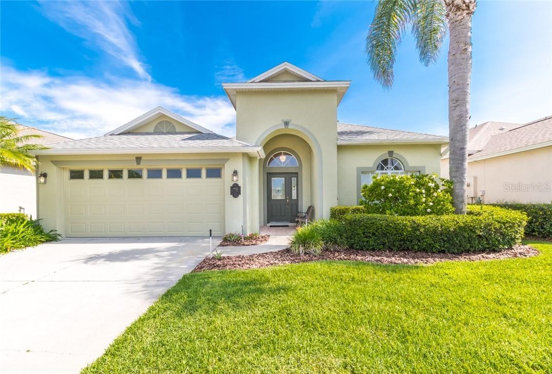 8011 Saint James Way, Mount Dora, FL 32757
