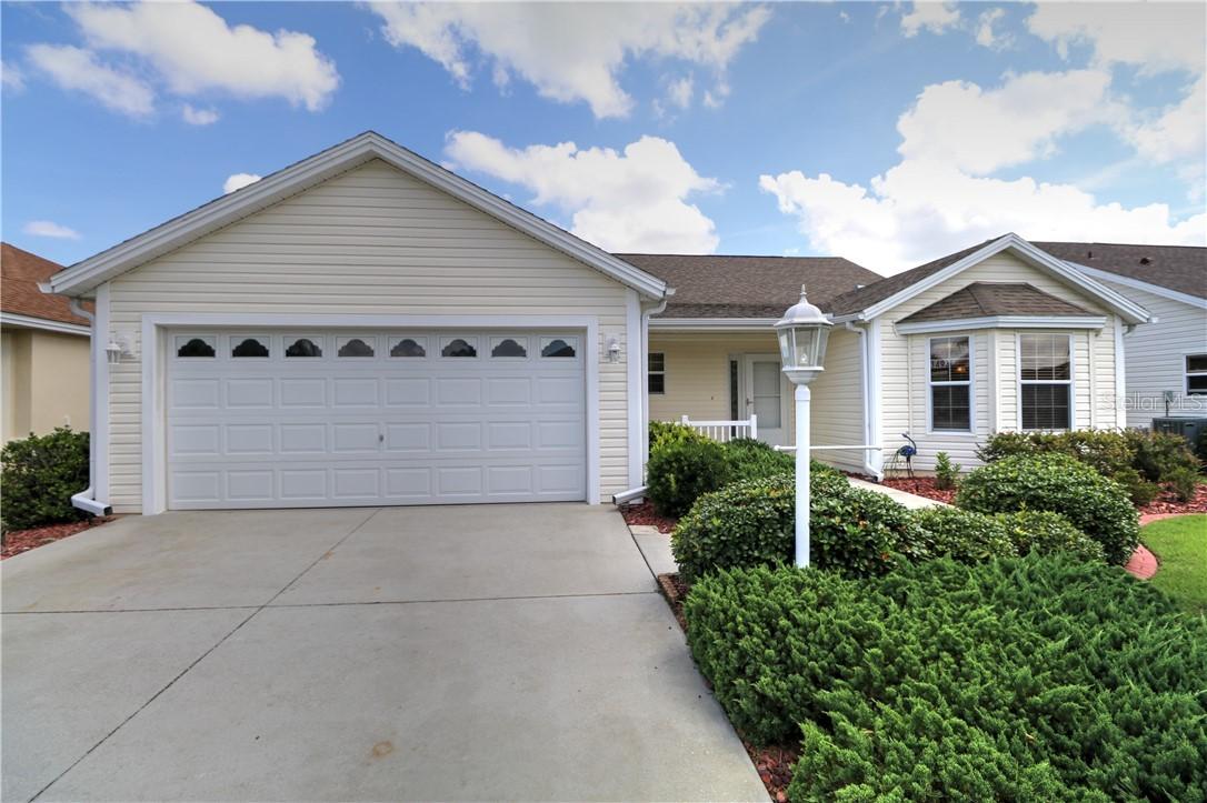 1493 Gumwood Dr., The Villages, FL 32162