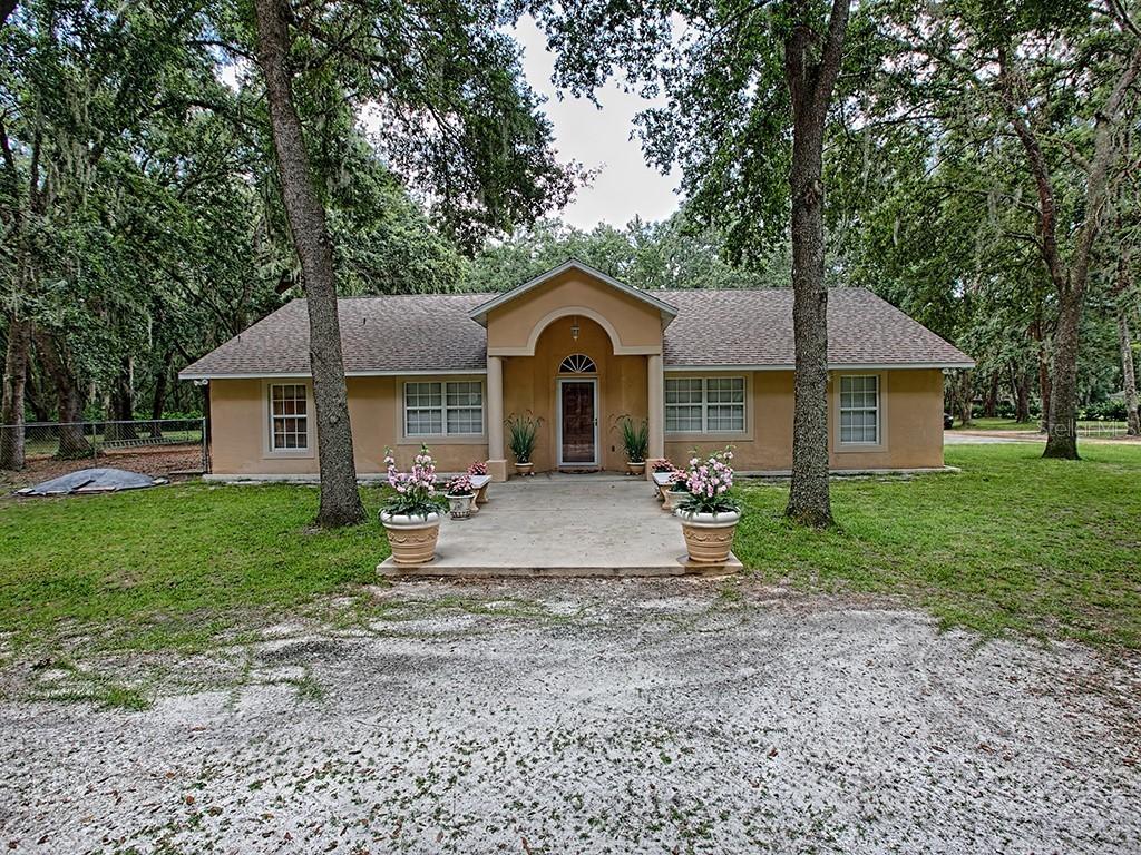 40828 Emeralda Island Rd., Leesburg, FL 34788