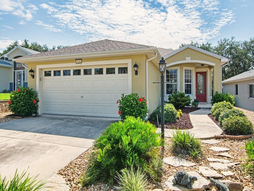 5631 Bounty Cir., Tavares, FL 32778