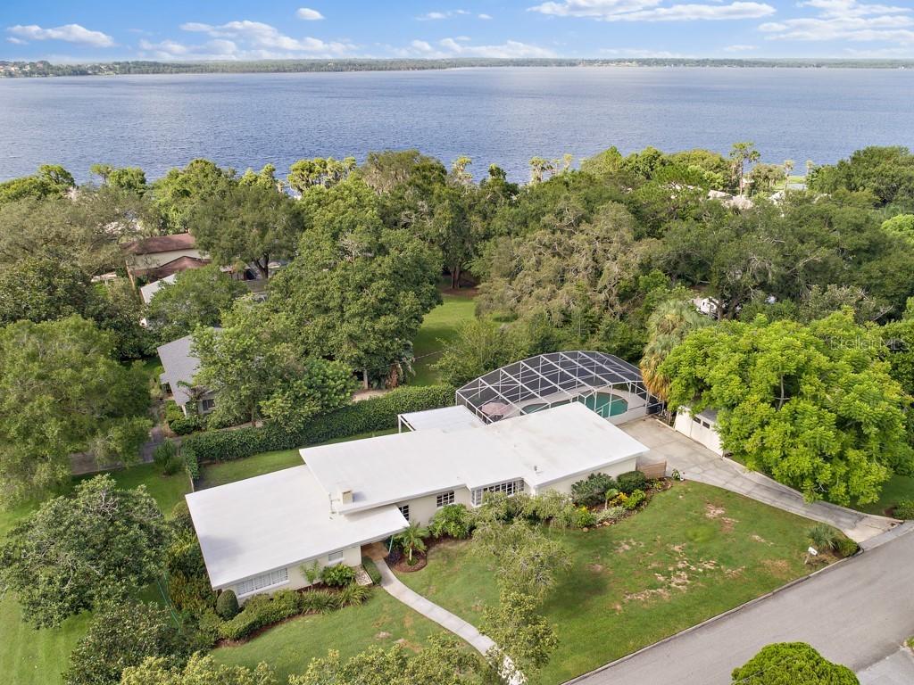 487 Palm Ln., Clermont, FL 34711