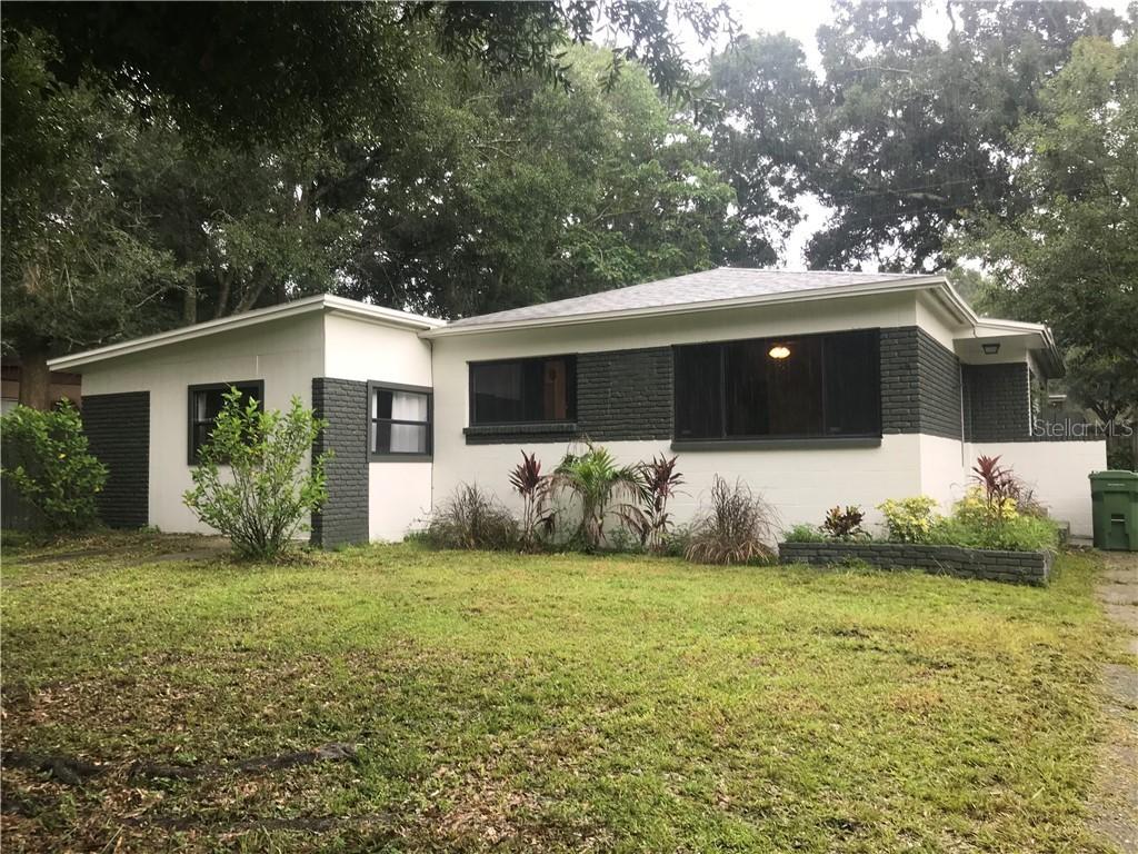 2015 E Crenshaw St., Tampa, FL 33610