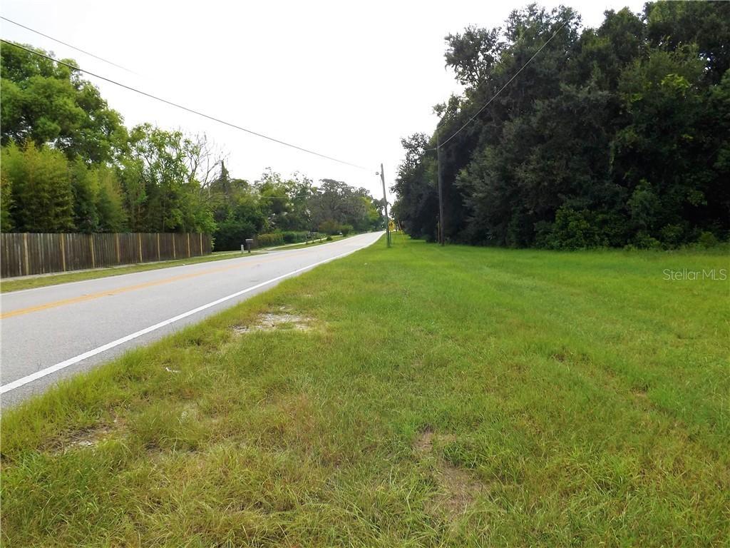 19049 Bates Ave., Eustis, FL 32736