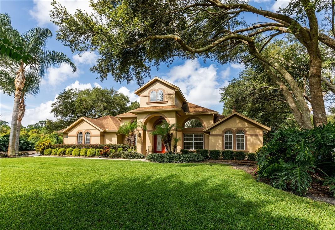 31110 Fairvista Dr., Tavares, FL 32778