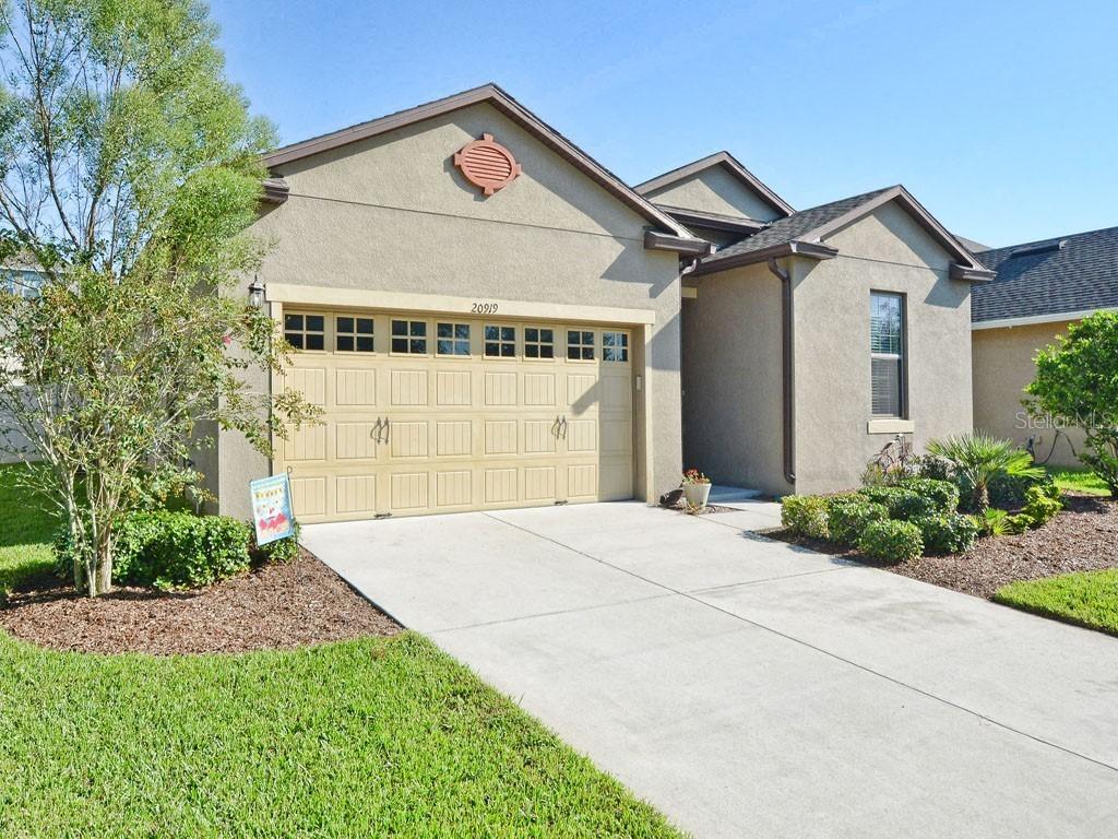 20919 Oldenburg Loop, Mount Dora, FL 32757