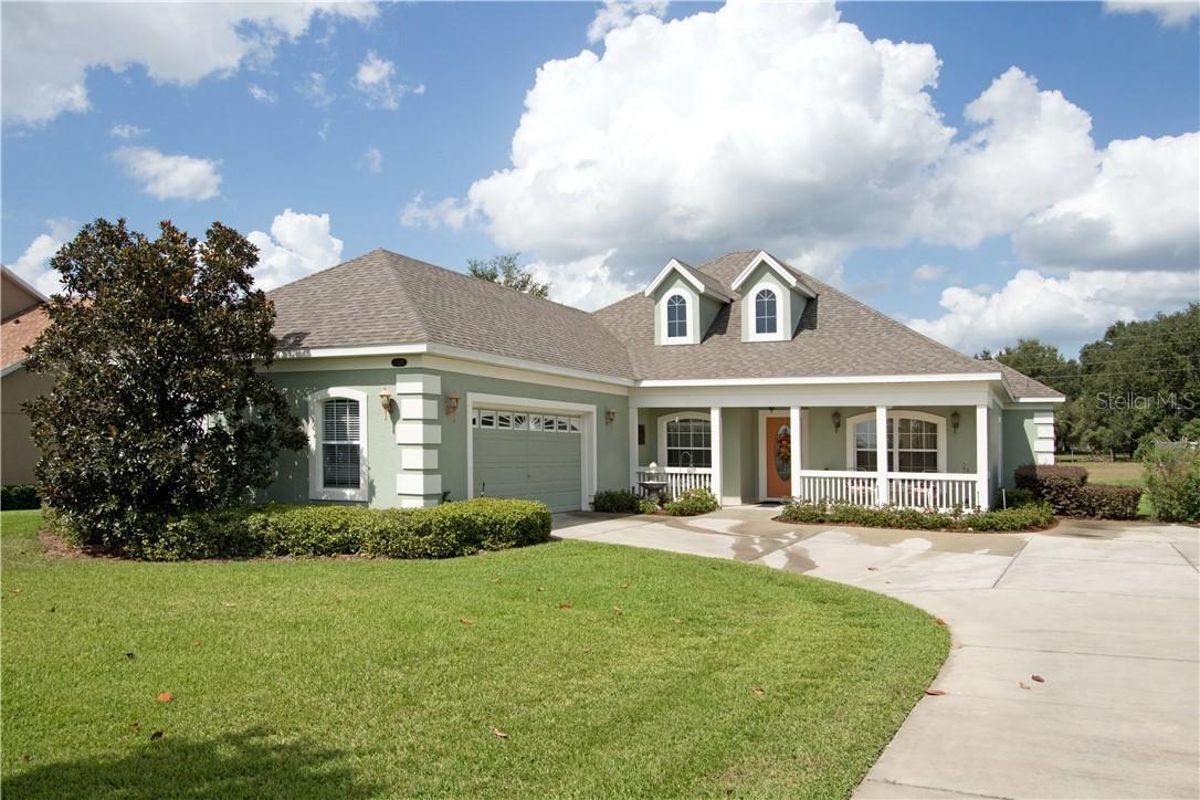 23339 Oak Cluster Dr., Sorrento, FL 32776
