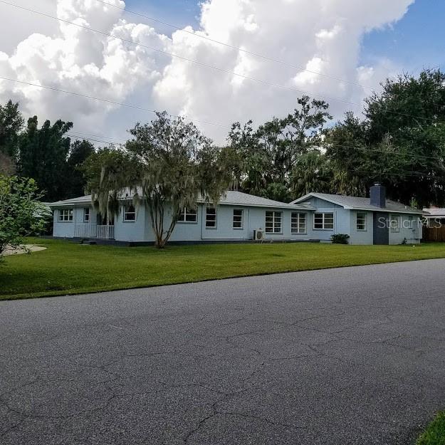 1785 Gertrude Pl., Mount Dora, FL 32757
