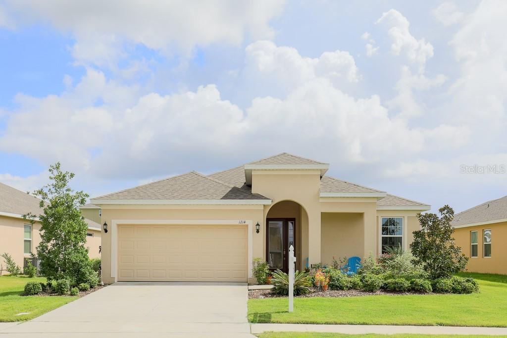1214 Aroniminik Dr., Mount Dora, FL 32757