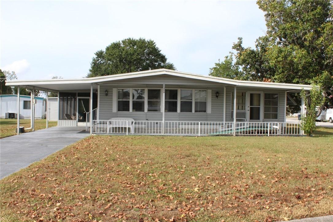 1313 Mohawk Cir., Tavares, FL 32778