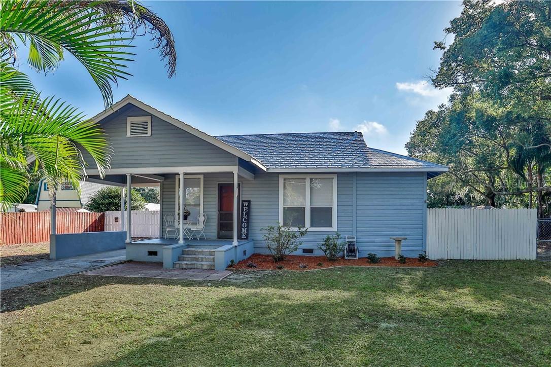 516 Ridge Pl., Tavares, FL 32778