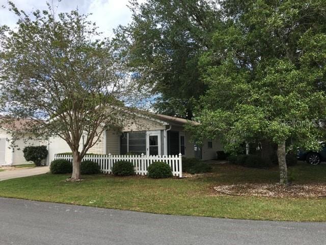 1641 Duran Dr., The Villages, FL 32162