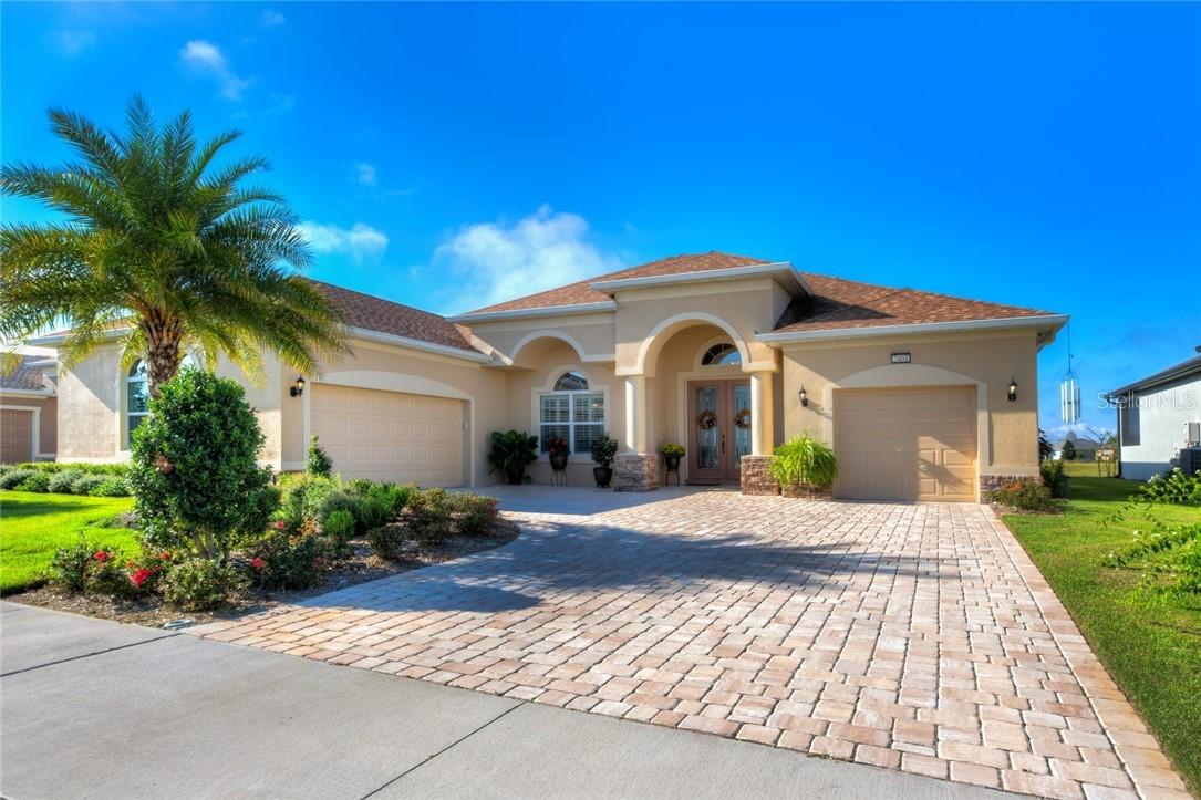 2404 Pawtucket Pass, Mount Dora, FL 32757
