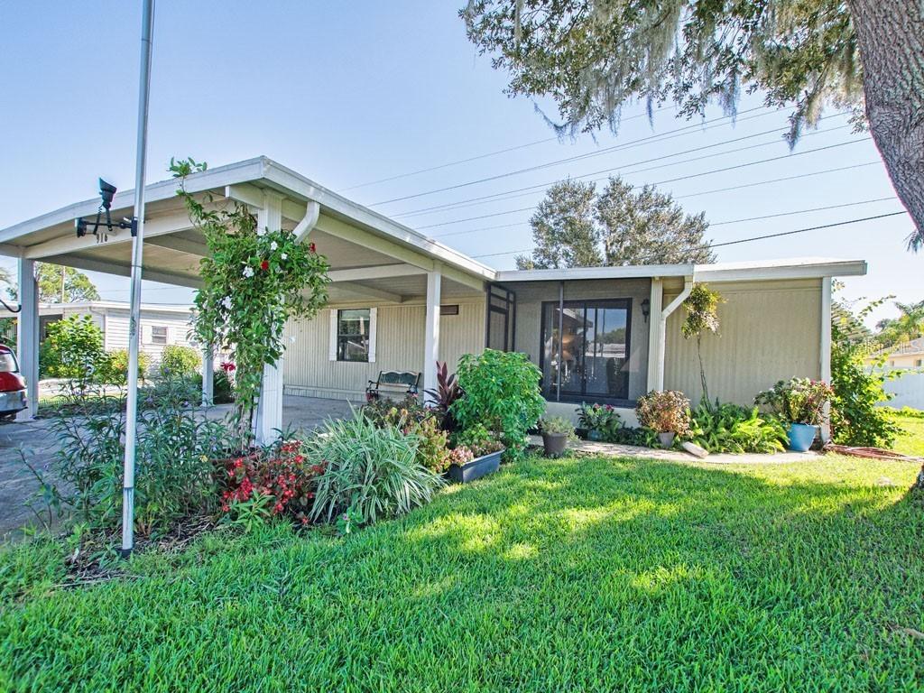 916 Patriot Pl., Tavares, FL 32778