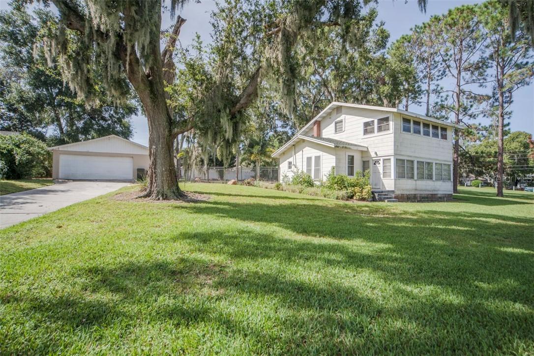 561 W Osceola St., Clermont, FL 34711