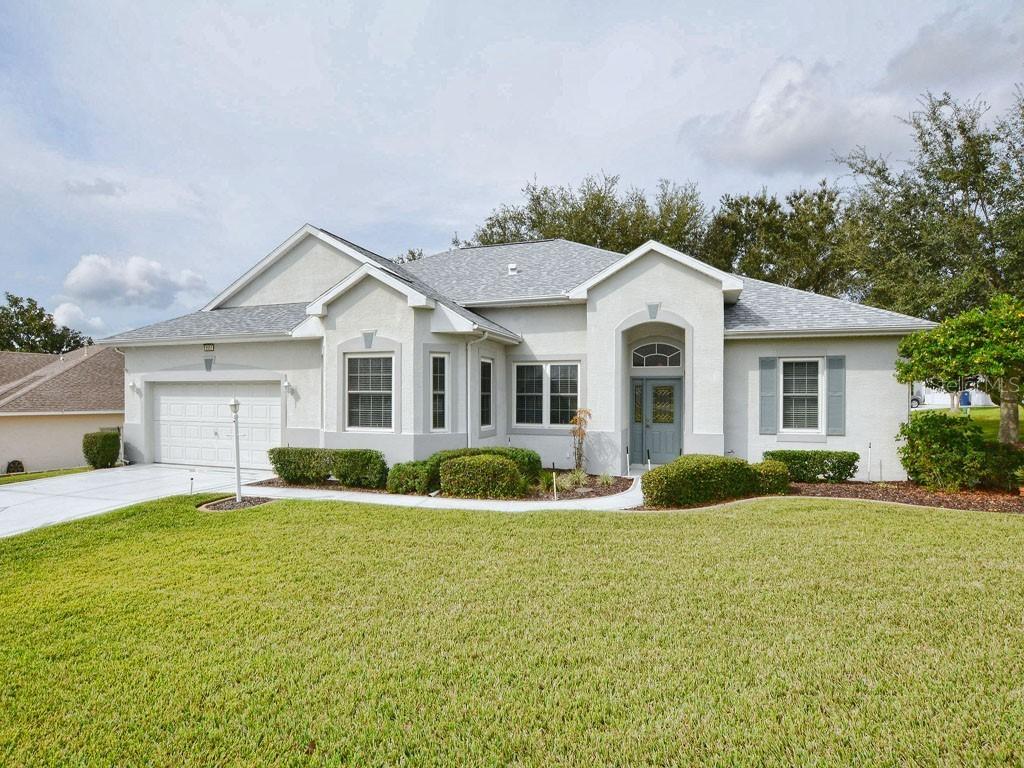 5557 Freeport Dr., Tavares, FL 32778