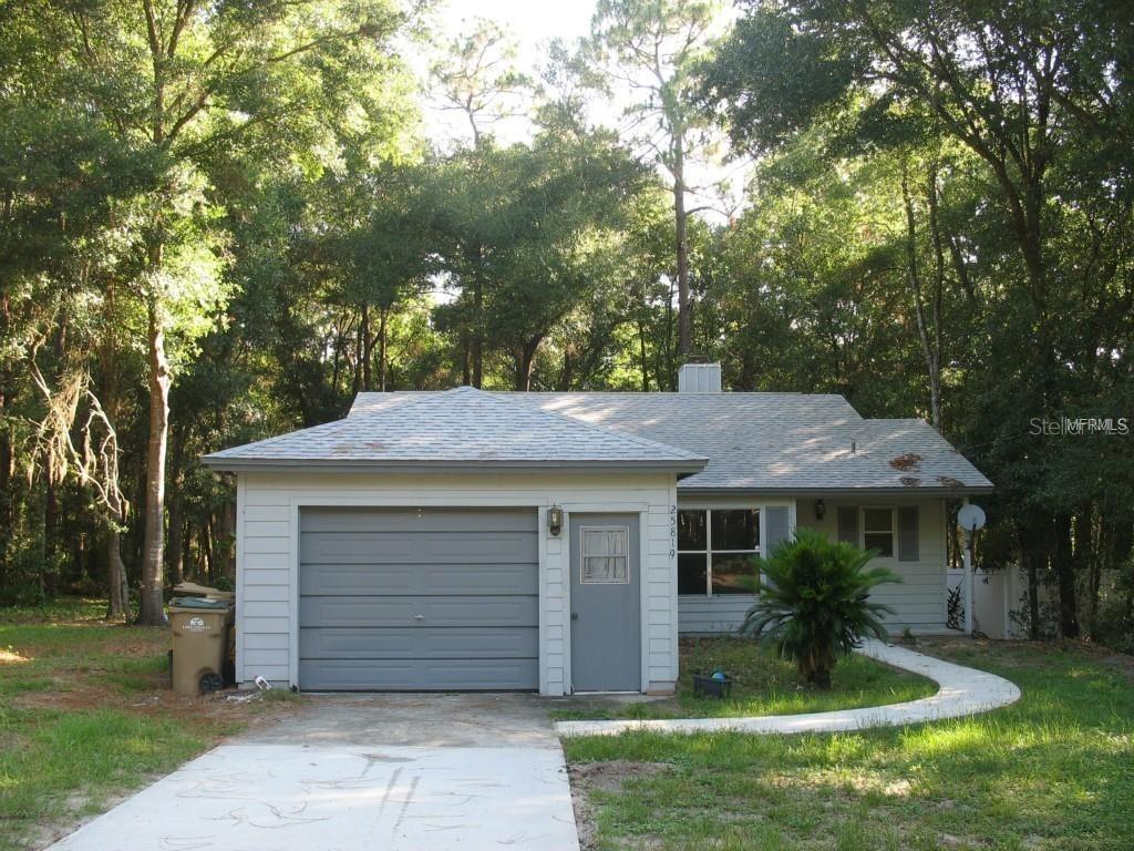 25819 Aberdovey Ave., Sorrento, FL 32776