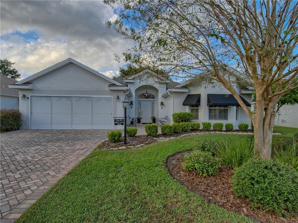 2439 Tamarindo Dr., The Villages, FL 32162