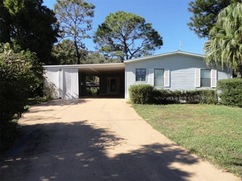 31705 Terrace Dr., Tavares, FL 32778