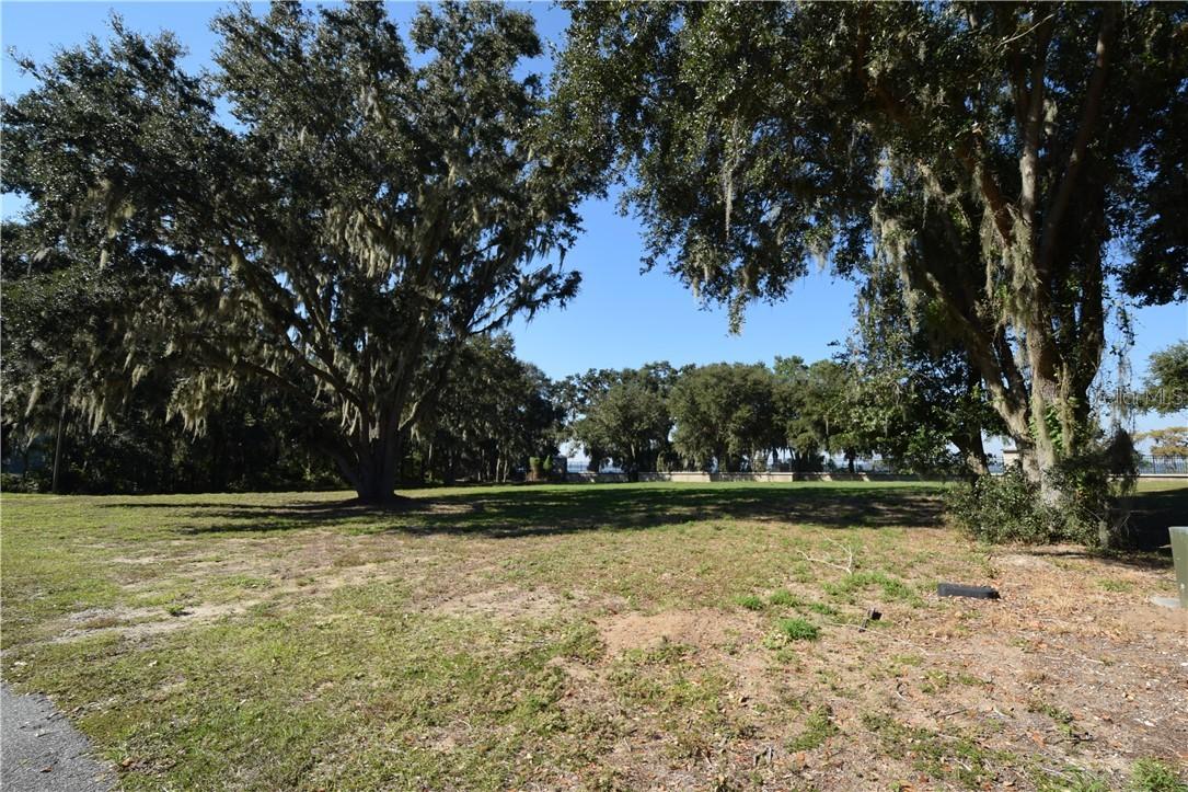 3201 Landing View, Tavares, FL 32778