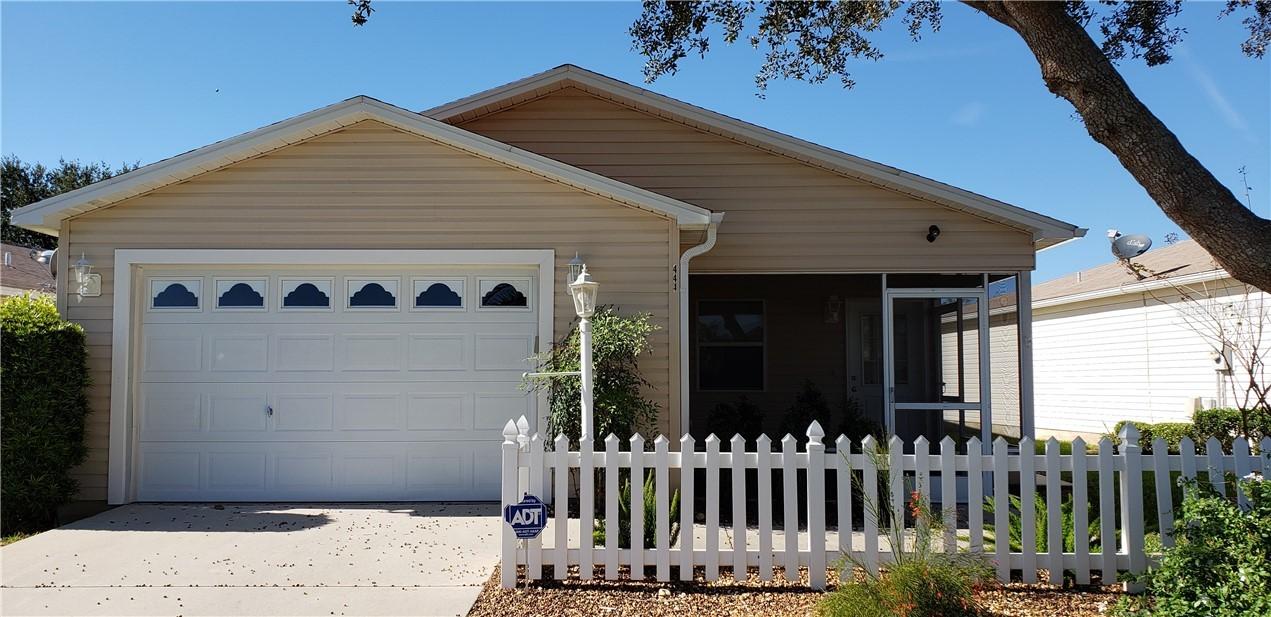 444 Canterbury Ct., The Villages, FL 32162