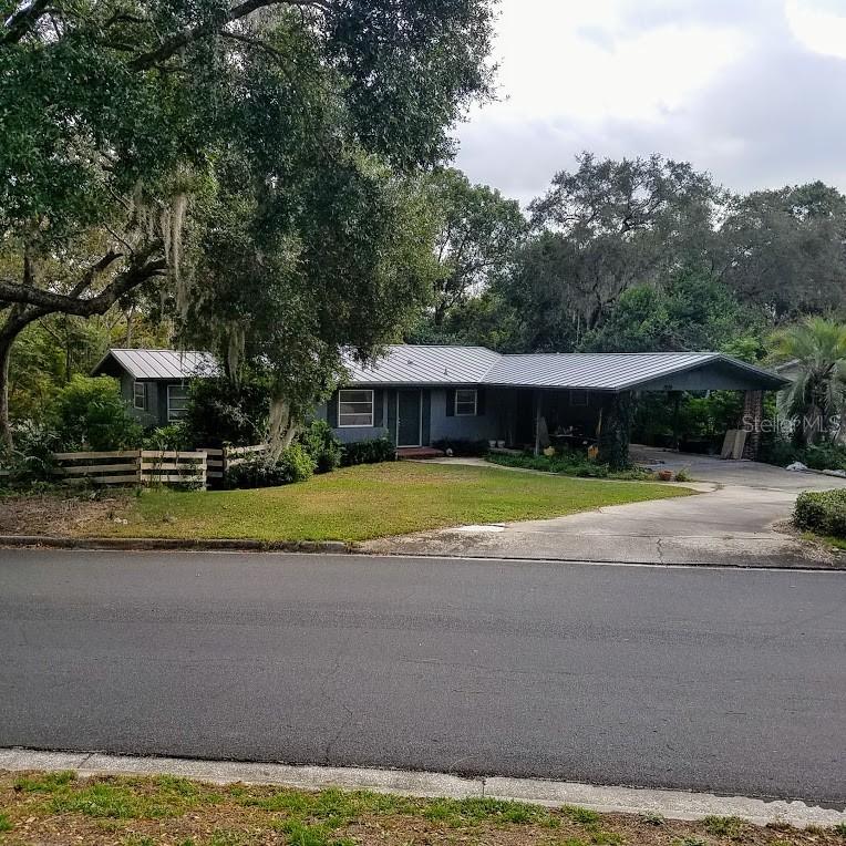1920 Normandy Dr., Mount Dora, FL 32757