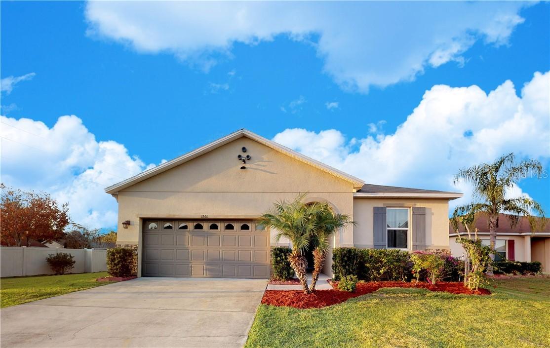 1551 Brandywine Dr., Tavares, FL 32778