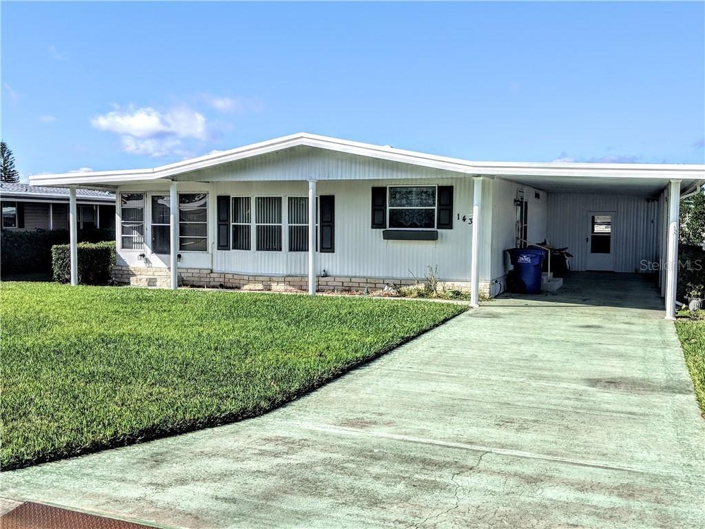 1435 Apache Cir., Tavares, FL 32778