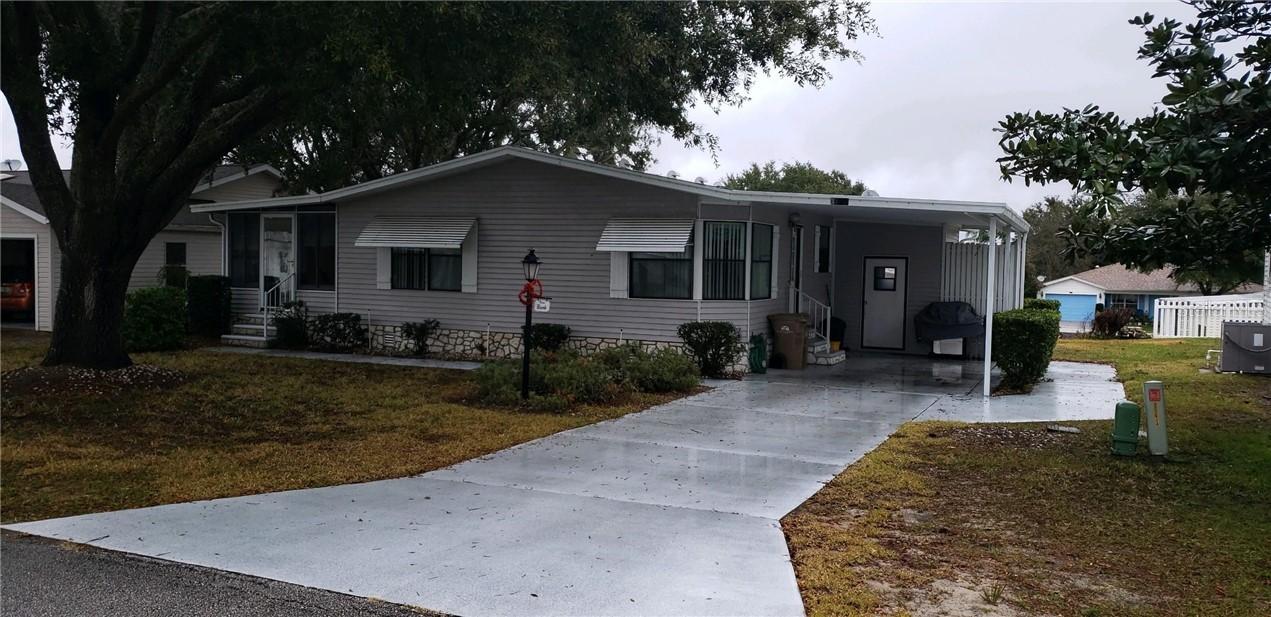 25130 Pine Hill Dr., Leesburg, FL 34748