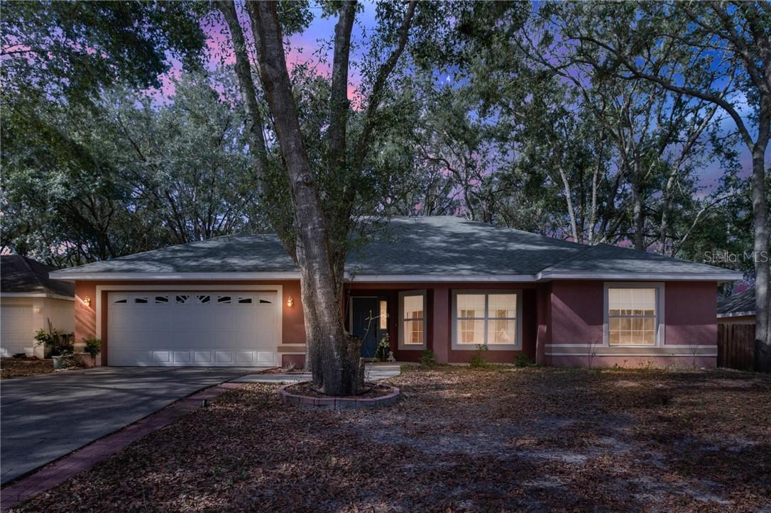 157 Quail Oaks Cir., Groveland, FL 34736