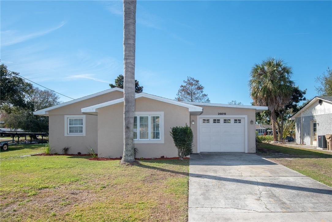 26619 Bimini Dr., Tavares, FL 32778