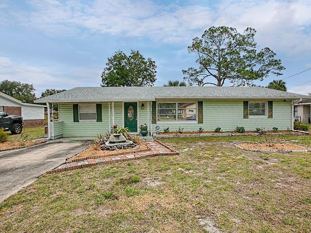 32126 Bluegill Dr., Tavares, FL 32778